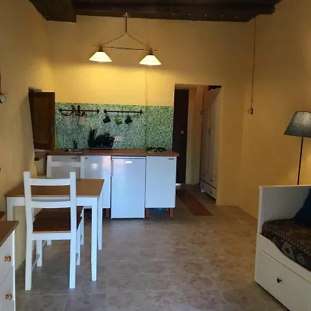 Studio-flat In The Historical Centre Of Apartment *